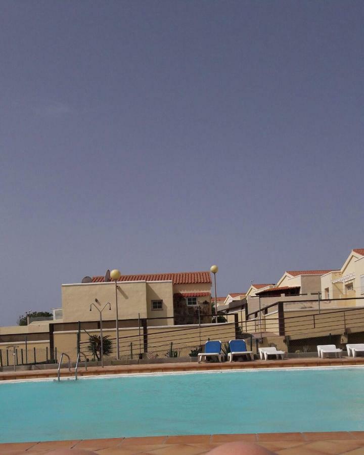 Caleta Beach Deluxe Caleta De Fuste Exterior photo